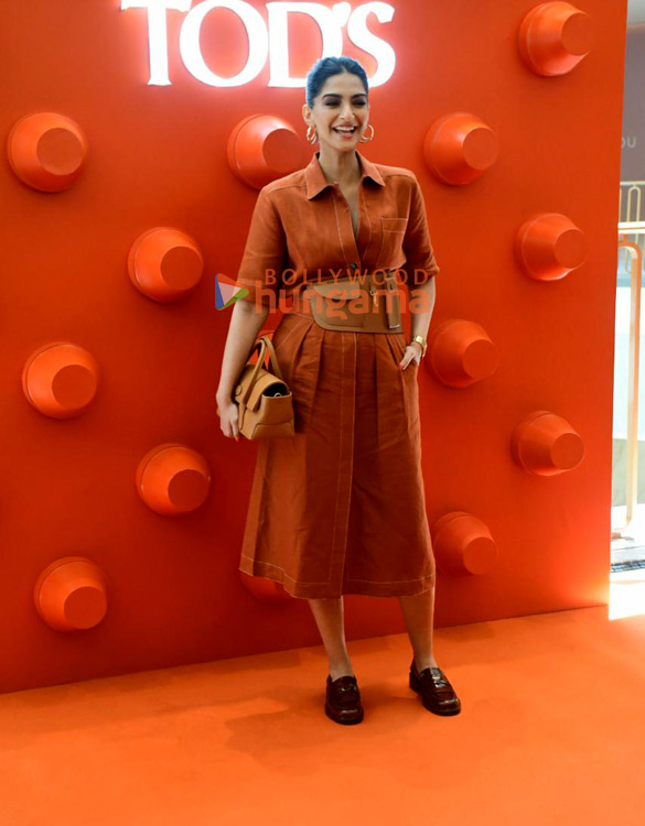 photos sonam kapoor ahuja attends the launch of tods new store 7