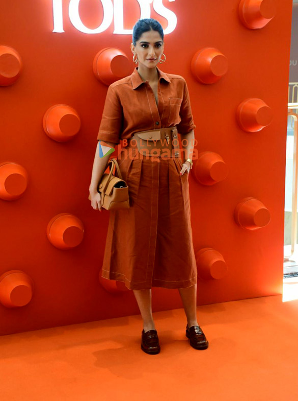 photos sonam kapoor ahuja attends the launch of tods new store 9