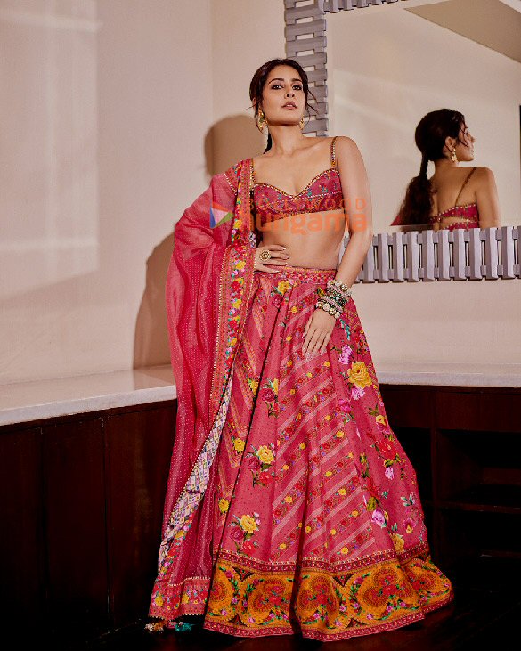 raashii khanna 6 29