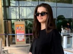All black airport looks are so cool! Tara Sutaria poses for paps