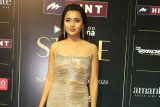 BH Style Icons 2024 Awards: Tejasswi Prakash glitters in this golden gown