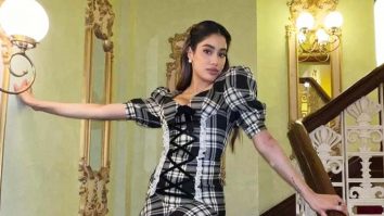 Can’t take our eyes off that ‘Shiku’ necklace that Janhvi Kapoor is flaunting!