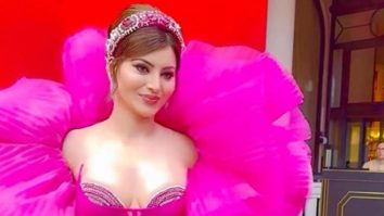 Spreading her magic in hot pink! Urvashi Rautela