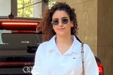 In love with those curls! Sanya Malhotra poses for paps