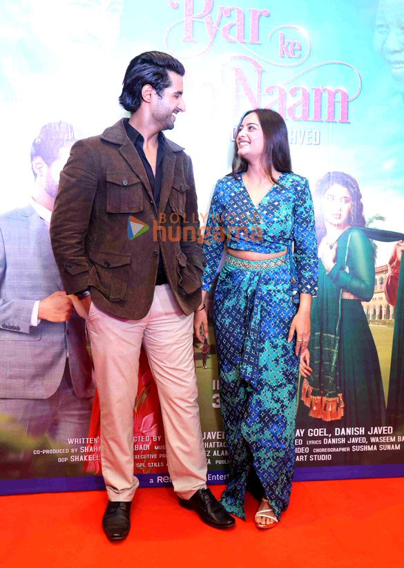 photos achal takwal namita lal and others grace the premiere of pyar ke do naam 5