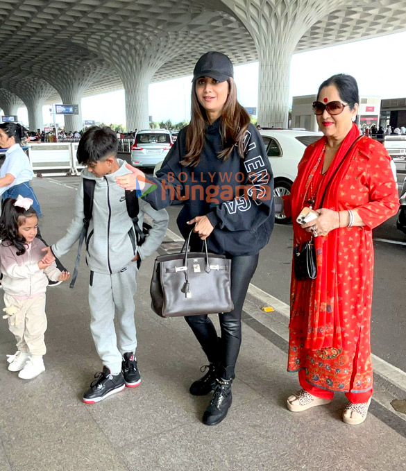 photos akshay kumar shilpa shetty and shruti haasan snapped at the airport 2