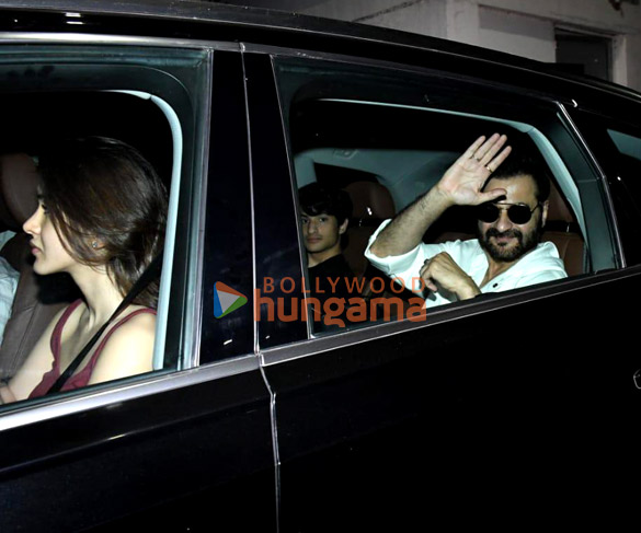 photos ananya panday suhana khan and others snapped at kalina airport 5