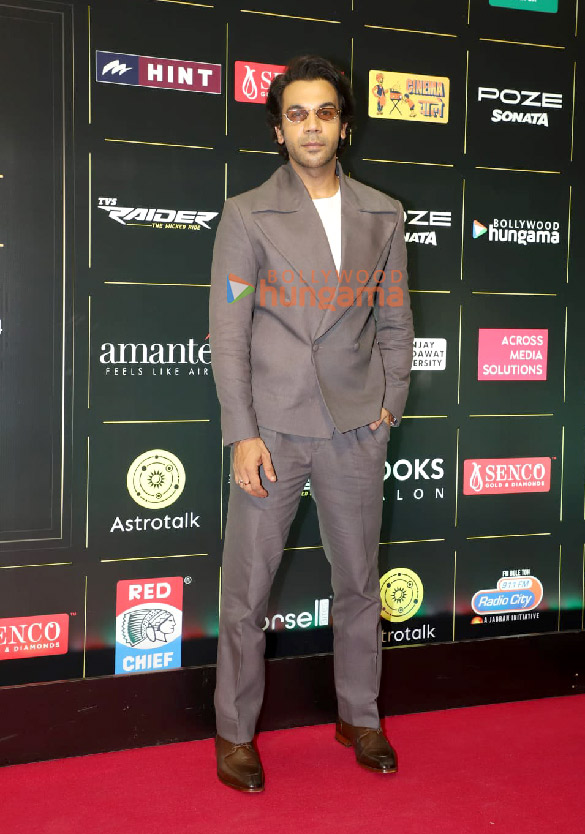 photos celebs grace the red carpet at bollywood hungama style icons summit and awards 2024 1025 17