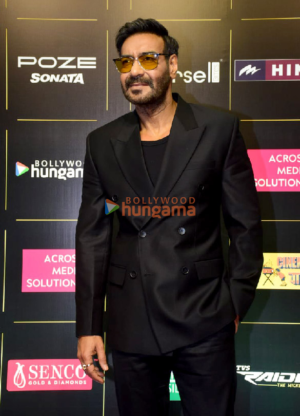 photos celebs grace the red carpet at bollywood hungama style icons summit and awards 2024 1044 5