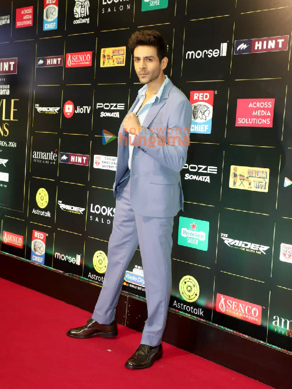 photos celebs grace the red carpet at bollywood hungama style icons summit and awards 2024 1127 12