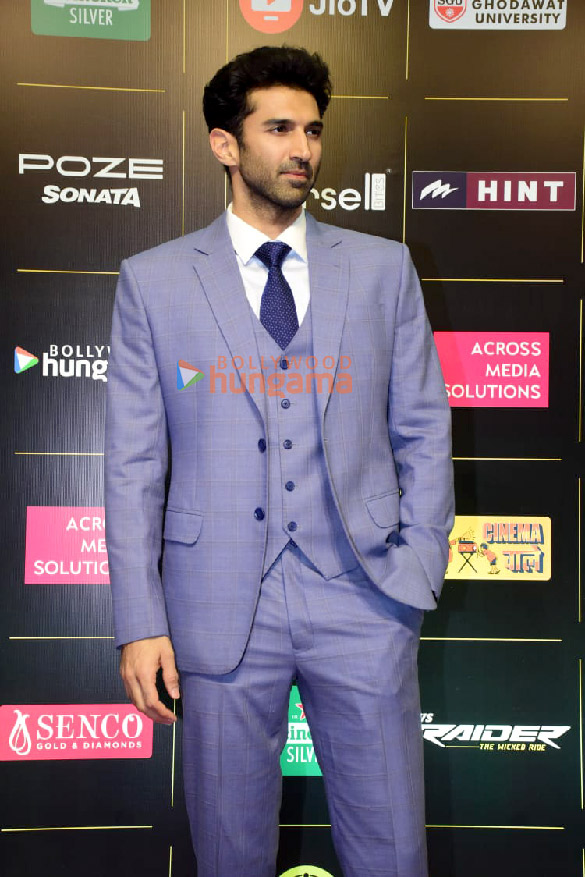photos celebs grace the red carpet at bollywood hungama style icons summit and awards 2024 12 35 6