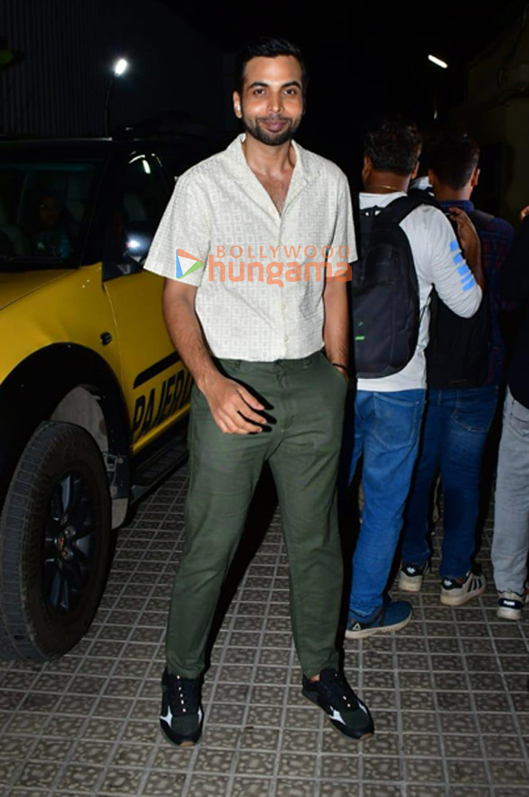 photos celebs grace the special screening of mr mrs mahi 275 5