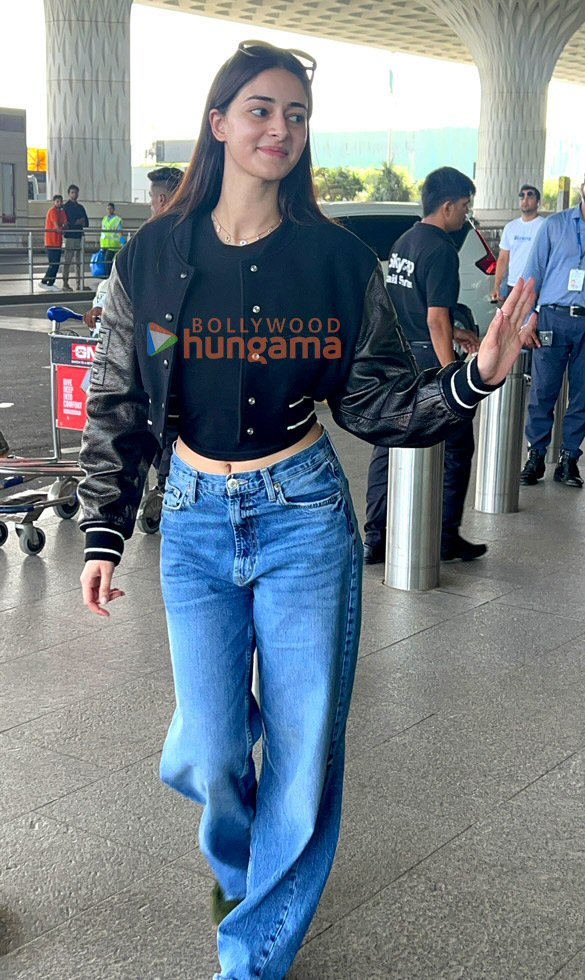 photos disha patani ananya panday kareena kapoor khan and others snapped at the airport 1