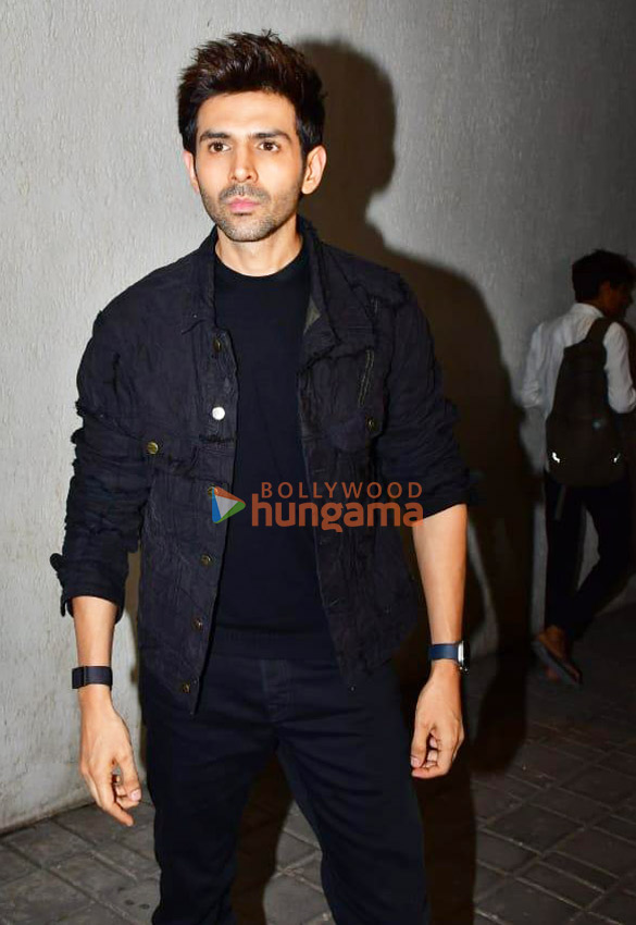 Photos: Kartik Aaryan snapped promoting Chandu Champion Photos: Kartik Aaryan snapped promoting Chandu Champion