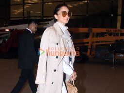 Photos: Kiara Advani and Sophie Choudry snapped at the airport