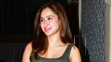 Photos: Pashmina Roshan snapped at Bayroute in Juhu