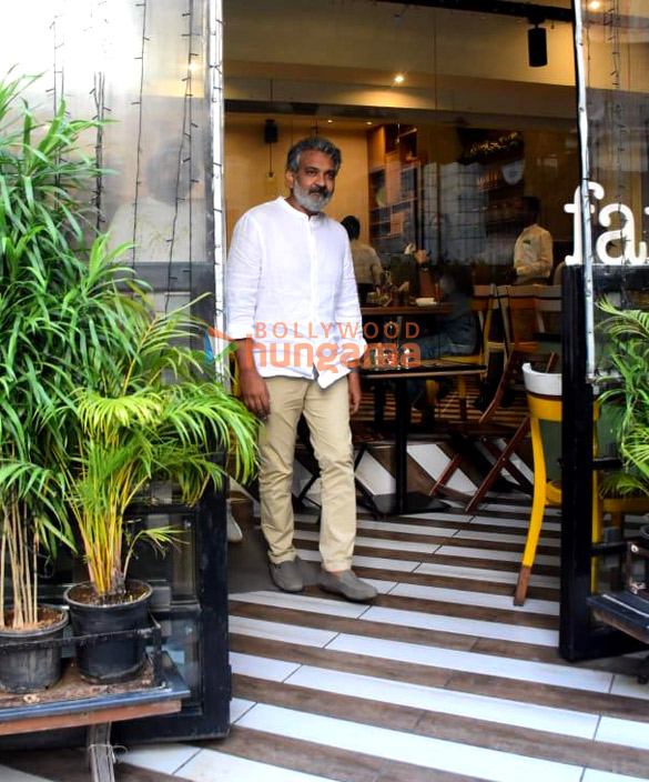 photos s s rajamouli snapped at farmers cafe in bandra 2