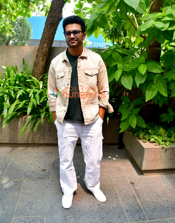 photos sharad kelkar snapped promoting baahubali crown of blood 3