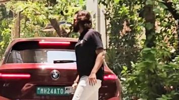 Such a gentleman! Riteish Deshmukh opens car door for Genelia D’Souza