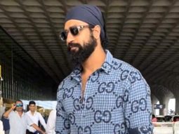 Vicky Kaushal looks dapper in his beard as he gets clicked at the airport by paps