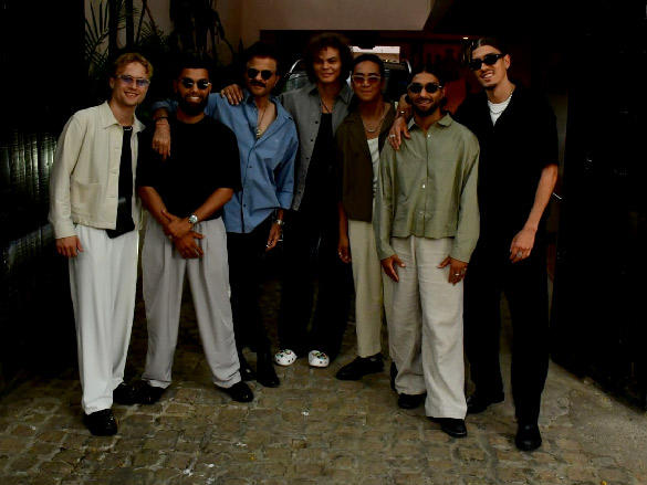 anil kapoor and dance group quickstyle snapped in juhu 1