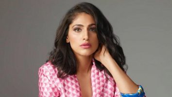 Kubbra Sait’s workout sesh examplifying balance, focus & strength