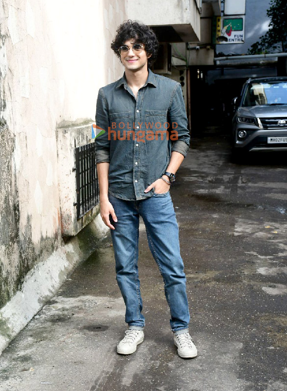 photos abhay verma spotted at cedo office 4