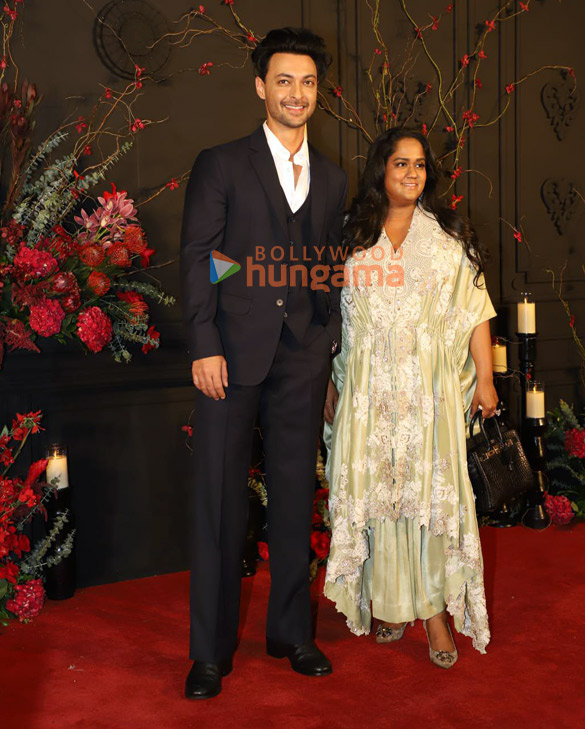 photos celebs grace sonakshi sinha and zaheer iqbals reception bash 3 15