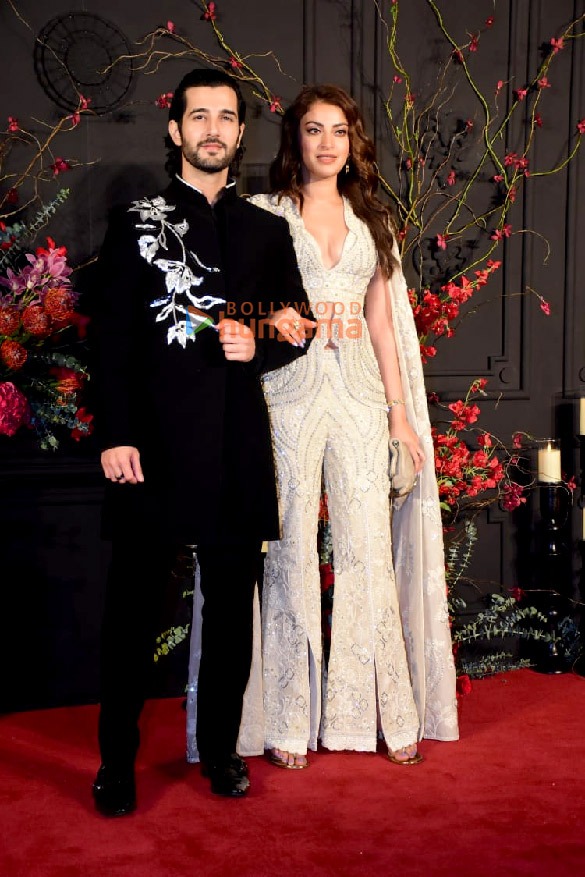 photos celebs grace sonakshi sinha and zaheer iqbals reception bash 4 12