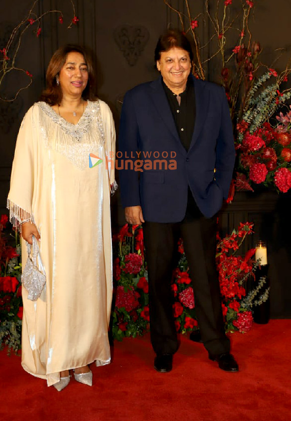 photos celebs grace sonakshi sinha and zaheer iqbals reception bash 6 3
