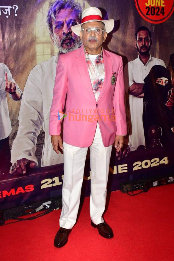 photos celebs grace the premiere of hamare baarah 21 14