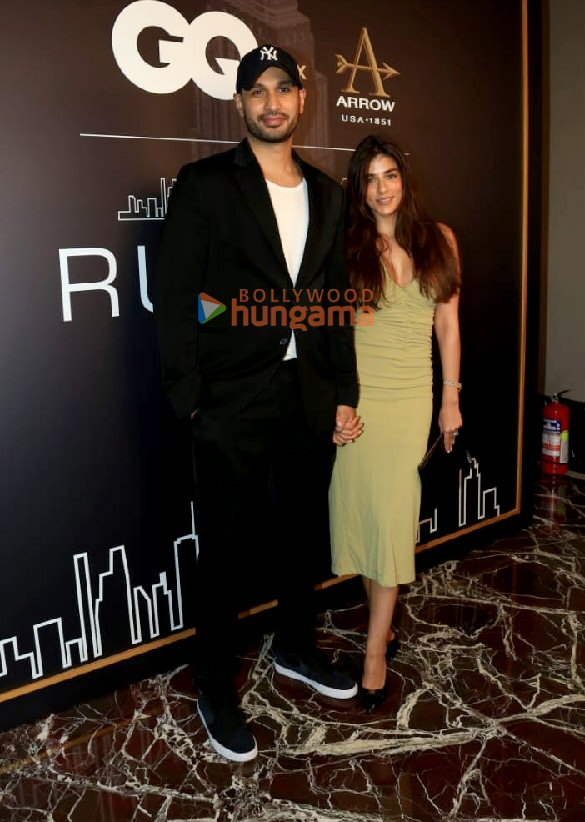 photos hrithik roshan neha sharma aisha sharma and others snapped at an event hosted by gq and arrow 16