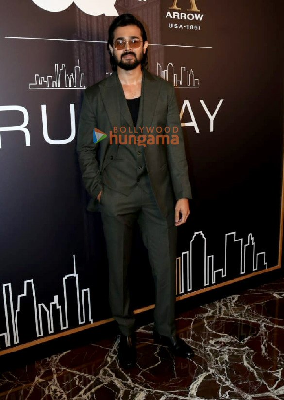 photos hrithik roshan neha sharma aisha sharma and others snapped at an event hosted by gq and arrow 9