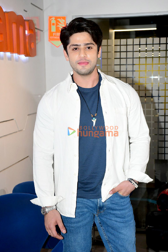 photos ishk vishk rebound stars rohit saraf pashmina roshan jibraan khan and naila grrewal snapped promoting film 5