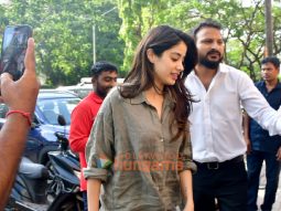 Photos: Janhvi Kapoor, Shikhar Pahariya and Orry Awatramani snapped in Andheri