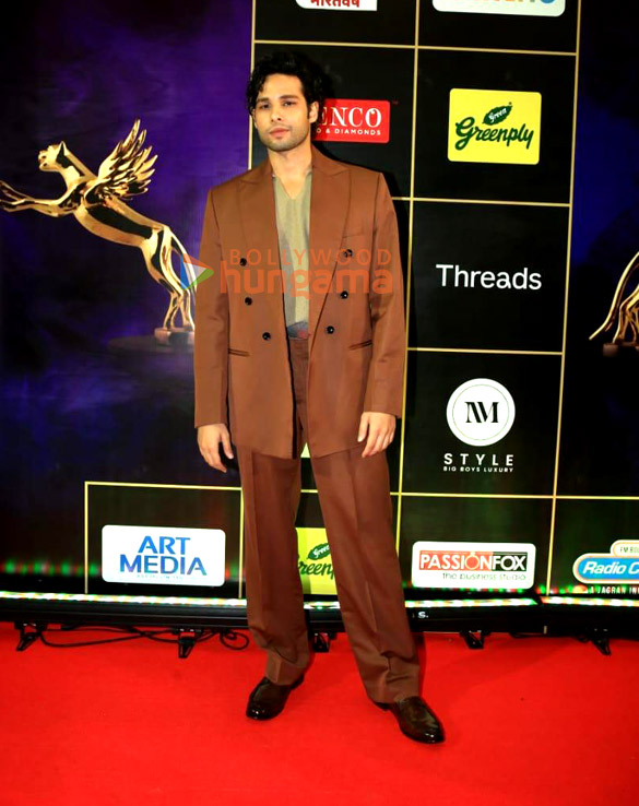 photos kajol daisy shah nawazuddin siddiqui and others snapped at iwm buzz digital awards 2024 22