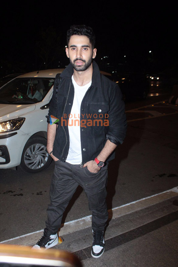 photos karan johar and lakshya snapped at the airport 2