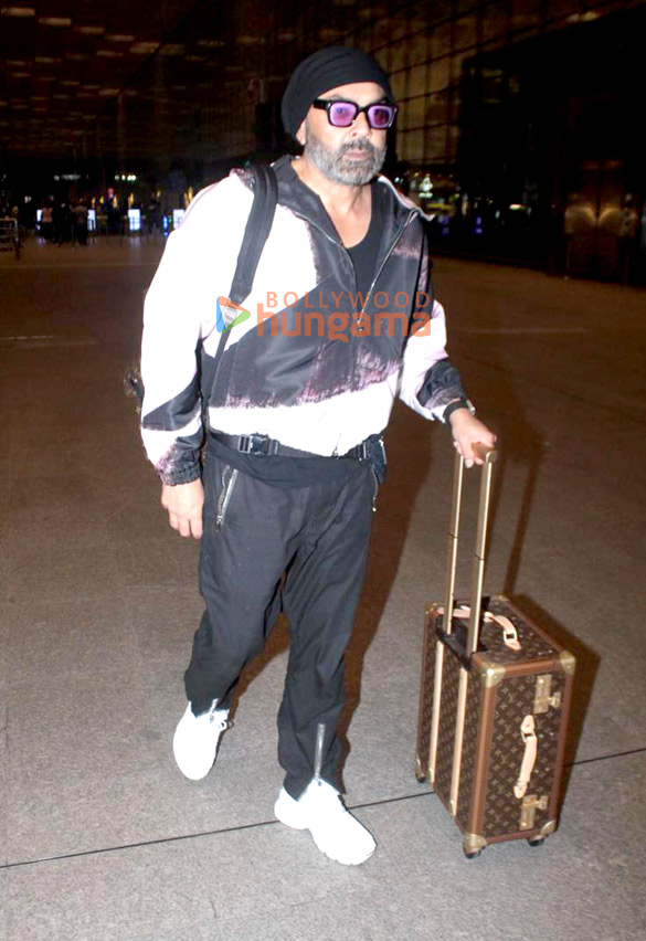 photos katrina kaif and bobby deol snapped at the airport 2