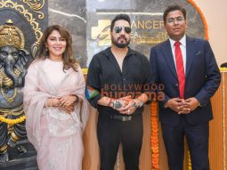 Photos: Mika Singh inaugurates Advanced Cancer Healer Center in Mumbai