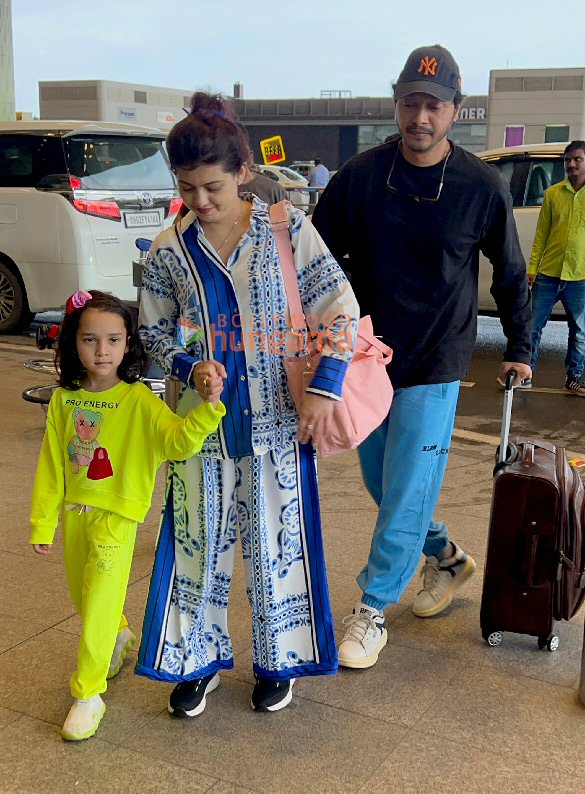 photos patralekha ishita raj sharma shreyas talpade and others snapped at the airport 6