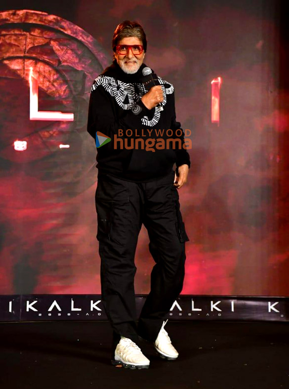 photos prabhas deepika padukone amitabh bachchan team kalki 2898 ad snapped at special launch event in mumbai 0099 5