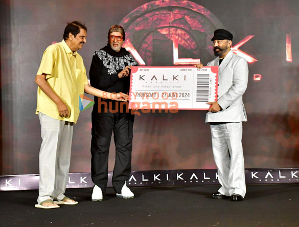 photos prabhas deepika padukone amitabh bachchan team kalki 2898 ad snapped at special launch event in mumbai 19624 2