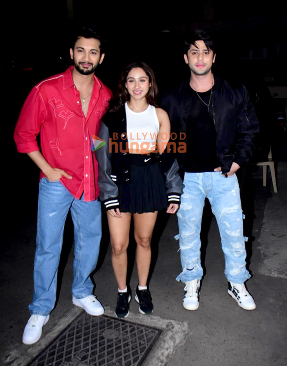 Photos: Rohit Saraf, Pashmina Roshan and Jibraan Khan snapped promoting their film Ishk Vishk Rebound Photos: Rohit Saraf, Pashmina Roshan and Jibraan Khan snapped promoting their film Ishk Vishk Rebound