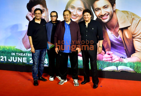 photos saba azad rohit saraf jibraan khan pashmina roshan and others grace the premiere of ishq vishk rebound 16