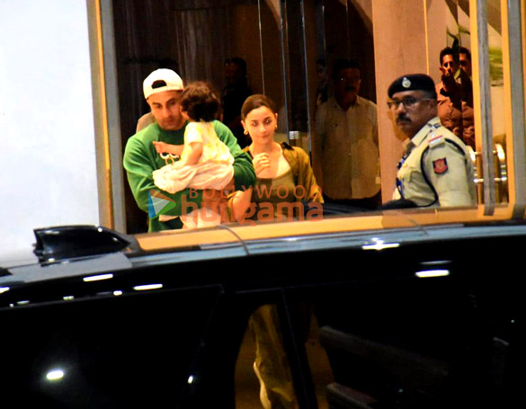 photos salman khan ranbir kapoor alia bhatt and nirvaan khan snapped at kalina airport 5
