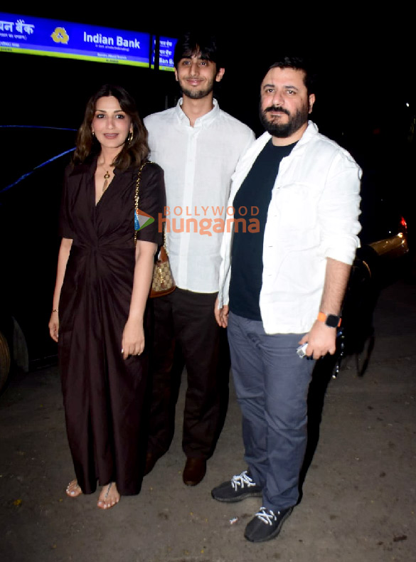 Photos: Sonali Bendre snapped with family in Bandra | Parties & Events