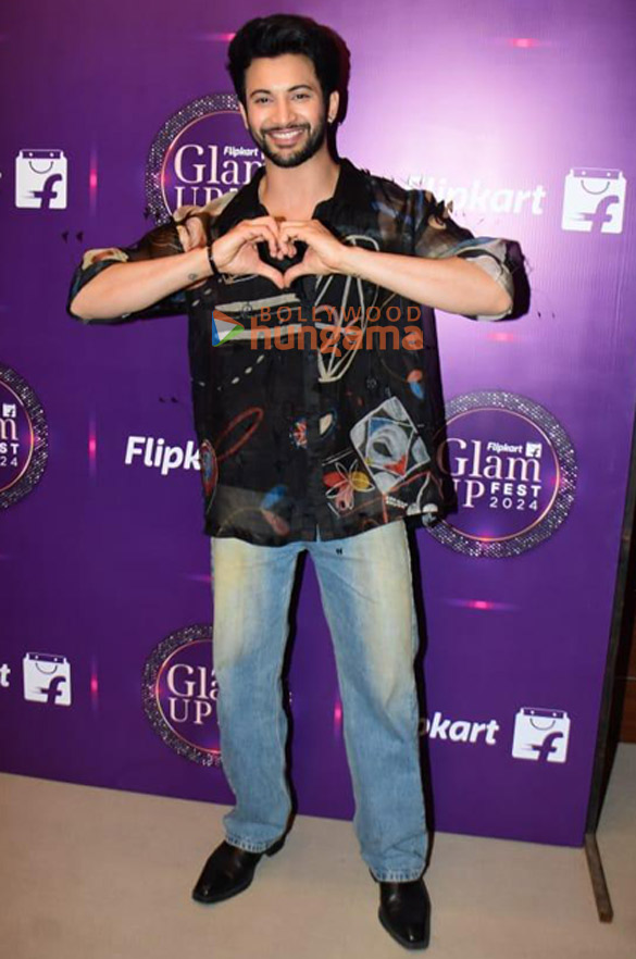 photos taapsee pannu pashmina roshan rohit saraf and others snapped at flipkart glam up fest 2024 7