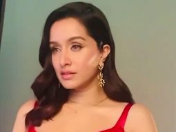 Red is definitely her colour! Shraddha Kapoor