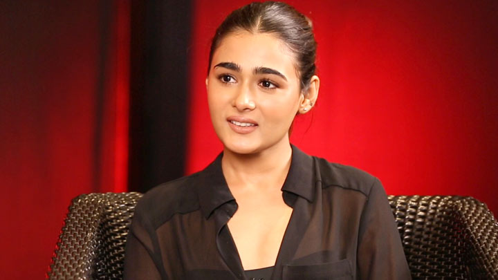 Shalini Pandey on ‘Maharaj’: “When I did the ‘Charanseva’ scene, I suddenly…” | Bollywood Hunngama Shalini Pandey on ‘Maharaj’: “When I did the ‘Charanseva’ scene, I suddenly…” | Bollywood Hunngama