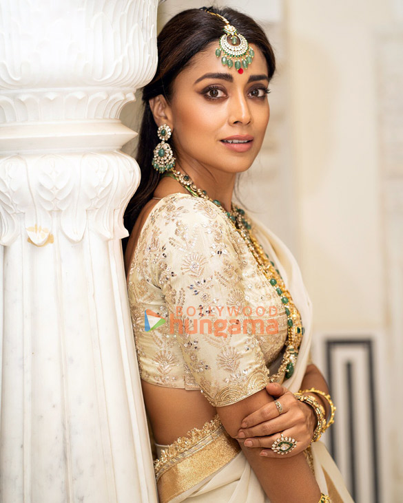 shriya saran 2 126